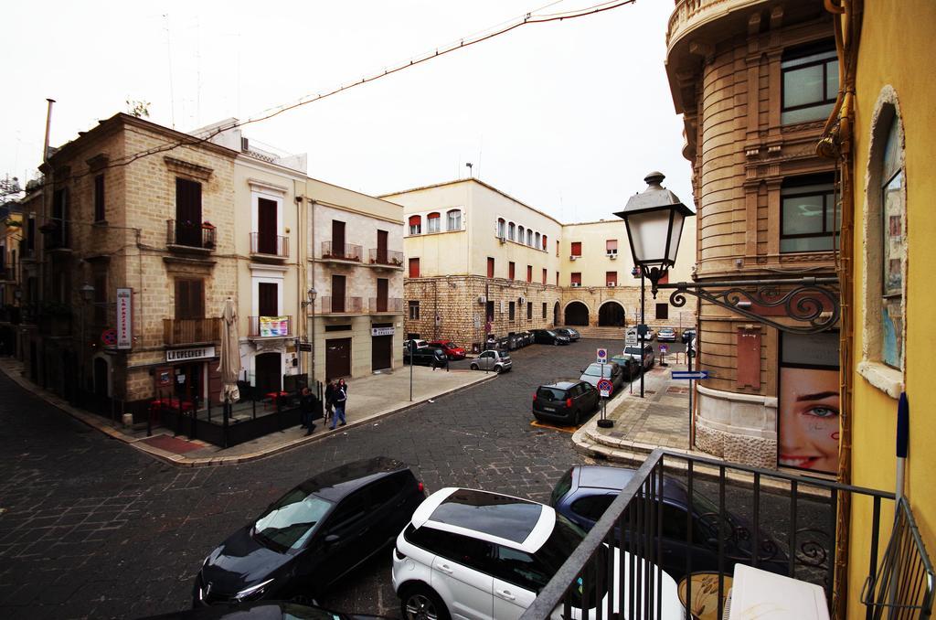 Piazzetta Santa Barbara Daire Bari Oda fotoğraf